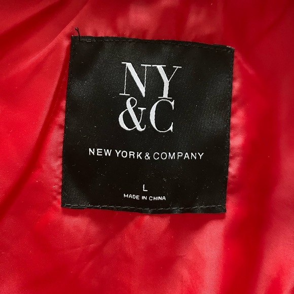 NY & Co Red Puffer Jacket - Picture 3 of 6